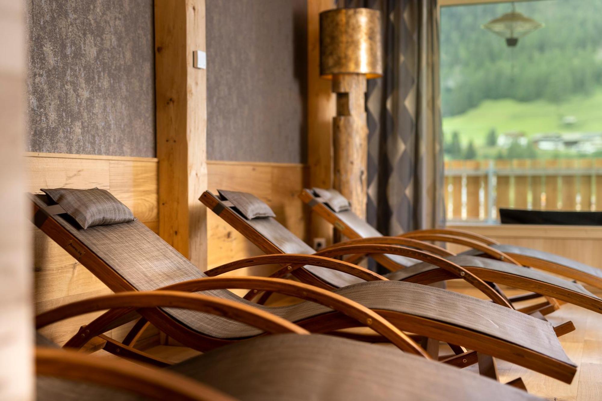 Gamsalm Aparthotel คัลส์ อัม โกรสส์กล็อคเนอร์ ภายนอก รูปภาพ